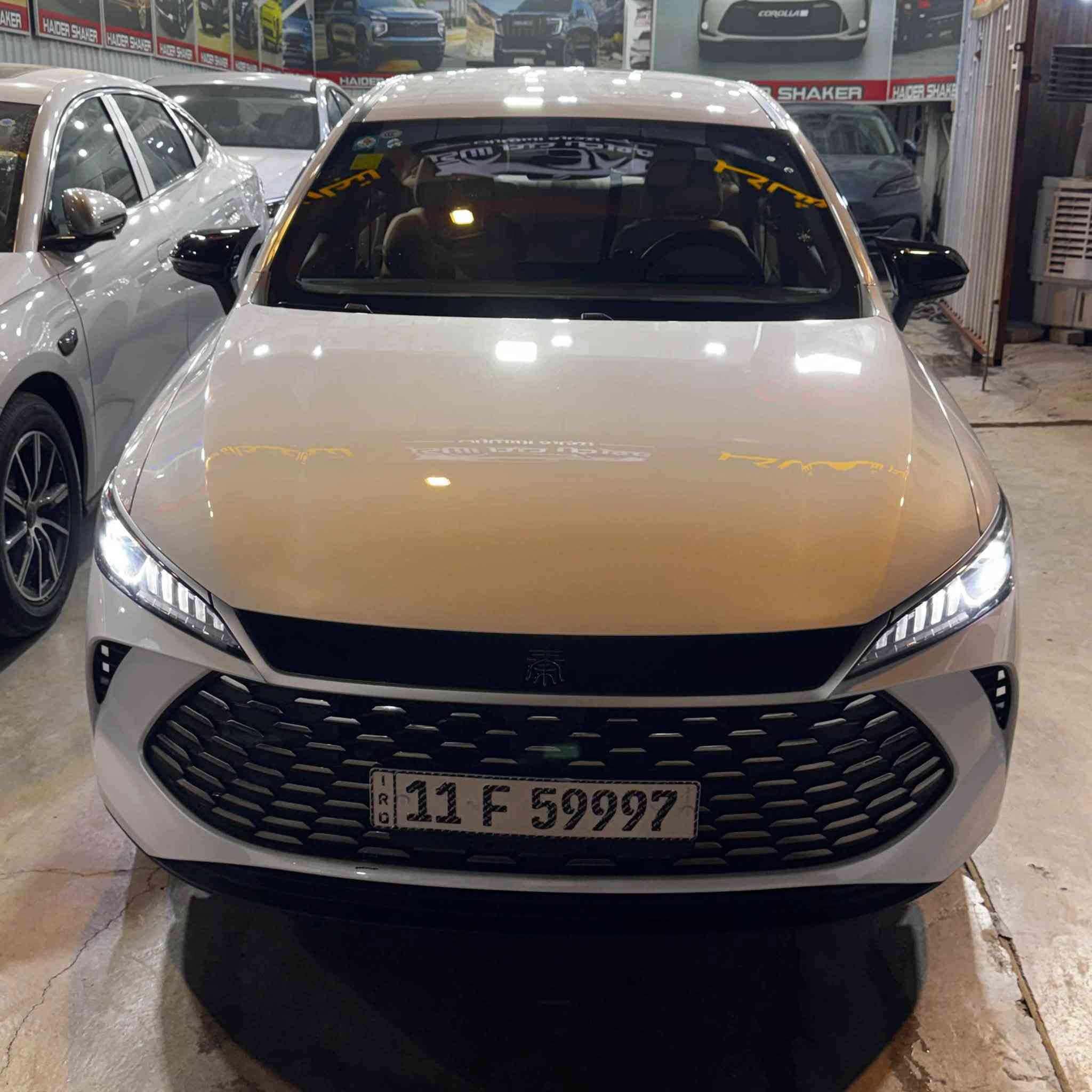 🚘 BYD Qin Plus2025 | داخل ابيض🤍
الداخلية اللي صارت مفقودة ومطلوبة بالسوق… وفرناها الكم يم معرض حيدر شاكر لتجارة السيارات 🔥
الممشى الكلي :.9000k
✨ أبرز المواصفات:
✅ LED نهاري مع عدسات زينون
✅ حساسات خلفية
✅ كاميرا خلفية
✅ شاشة عدادات رقمية
✅ شاشة وسطية 
✅ تحكمات ستيرن متعددة
✅ أوامر صوتية
✅ مثبت سرعة
✅ بصمة تشغيل
✅ مقاعد جلد
✅ قطعتا تكييف خلفية مع منافذ شحن
✅ بك لايت LED متصل

🔥 لون داخل مفقود + سعر منافس… والـ Qin Plus جاهزة هسه يم حيدر شاكر.

📍 معرض حيدر شاكر لتجارة السيارات
بغداد – الكريعات، شارع المعارض، مجاور كلية القانون.

📞 للاستفسار:

***********

#BYD #QinPlus #BYDQinPlus #معرض_حيدر_شاكر #سيارات_بغداد #الكريعات #BYDIraq
