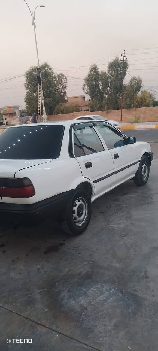 السلام عليكم كورلا للبيع موديل 1990 مكينه 16بلادي شرط كير محرك تبريد كلها على وضع الشركه مصبوغه جماليه رقم صلاح الدين انكليزي شرط التحويل سنويه جديده السعر 45 وبي مجال مكان السيارة العلم سمره رقم  *********** ‏

نص مكتوب في الصور:
- TECNO