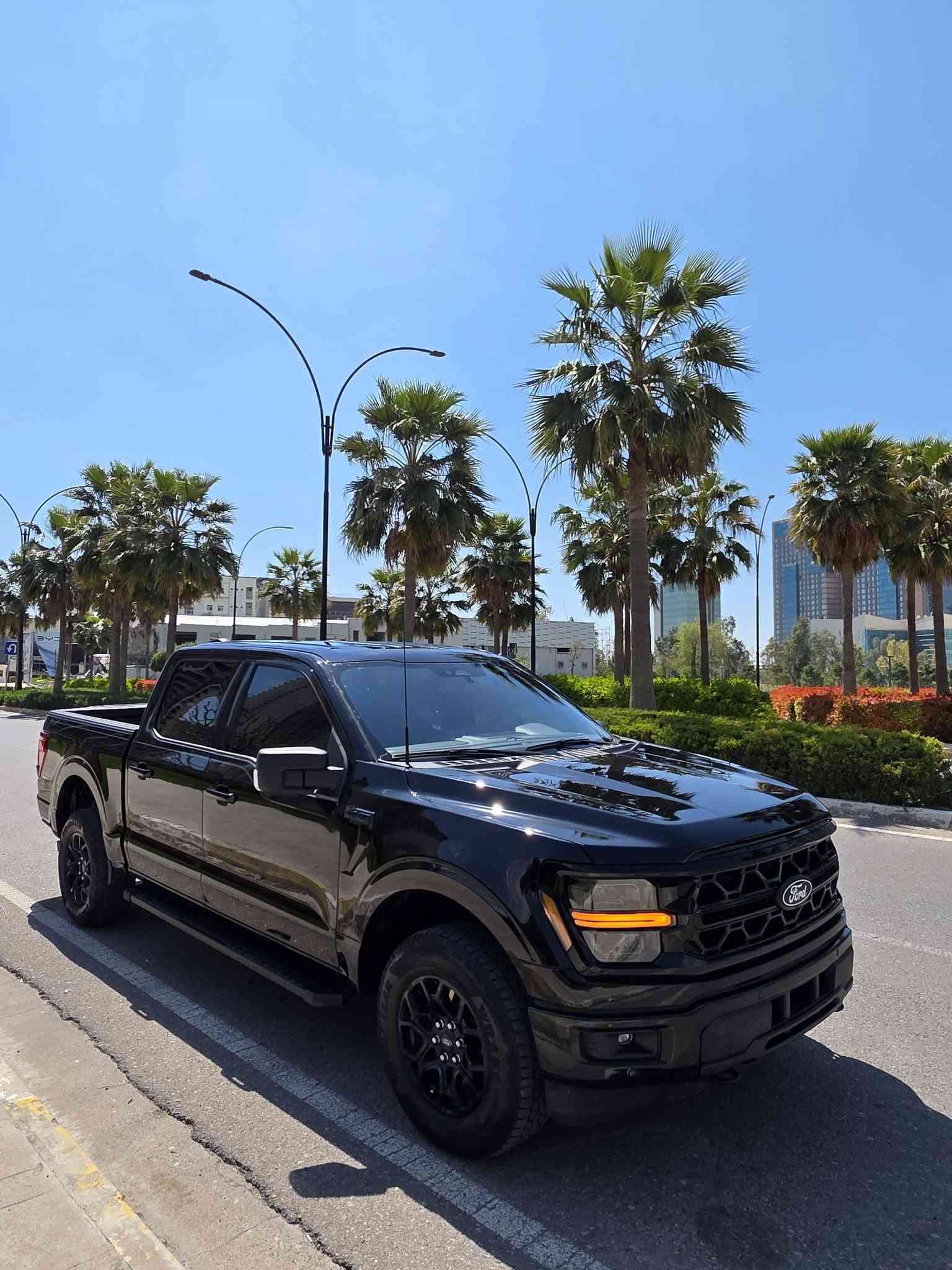 #f150للبيع
2024 XlT (fx4)
V6 3.5 turbo 

السعر: 355$$ 

ماشيه: 14000 mi
دبل أكسل(4x4)
قفل اكسل
٦ سلندر
كيجات دجتال
كشنات امامي هيتر
كشنات امامي تحكم كهرباء
سلم خلفي
كير طرح
كير ١٠ نمر
شاشة جبيرة
كاميرات ٣٦٠ درجة 
حساسات امامي خلفي
اشاير بل مري
نقطة عمياء
تشغيل عن بعد 
رادار امامي+ خلفي
مرايات هيتر 
باب طويل بدي قصير (المرغوب)
كير و محرك و أكسل حدادية كلة بشرط

 ٢ جاملغ امامي صبغ
بدون ارباك بدون دواخل بدون شاصي

مكان سيارة أربيل
للاستفسار: ***********
فقط بيع بدون مراوس
