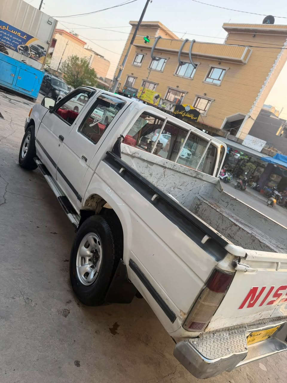 هەم سواری هەم باری📦
سلاوی خواتان لێبێ هاوڕێان
جۆری سەیارە نیسان پیکاب
نرخەکەی ١٧ گەڵا مەجالێ برایانە
مۆدێلی ١٩٨٩
گێڕو مەکینە ٤ بستۆن بیلاد
بەوشەرتەی بەقەی ماتۆڕێ بەنزین نەخوات
ماشەللە لە هەلسانو ڕۆشتنی
هەیکەلو دەماری نمونە
ناو داخلیەکی لۆک لۆک
هەر ٤ بەرگە درگای لۆک 
بەرگە سەقفی تازی تێگیراوە
پاتریو دینەمۆی لۆک لۆک
٤ تایەو ویلی لۆک لۆک
داژبڵی زۆر جوان
گێڕو مەکینەو ئەکسلی بەشەرت
سەوتی مەکینەی زۆر زۆر خۆشە
بەوشەرتەی هەناسەی نەبێت
سەیارەکە زۆر ڕێکو پێکە
شانو سەقفی زۆر جوانە
شانسیو موسو بڕاوە بەشەرت
سەیارەکە کتابی واجیهەو وەکالەو پاکانەی لەگەلە
هیچ کێشو مشکیلەی نیە
تەجیلو مکەبەرەیە زۆر خۆش
ناو بۆدی زۆر جوانە
ڕزیوی خایسی هیچی نیە
پێشو دوای زۆر زۆر جوان
موسو بڕاوەو وەرگەڕاو بەشەرت
مالی مەدەنی دزیاری بەشەرت
بچوکترین کێشە تا گەورەترین من لێی بەرپرسم
لە سلێمانیم بۆ زانیاری زیاتر 
*********** بەس سیم
***********فایبەر واتساپ
ئەدیمینی ❤️❤️❤️❤️❤️
