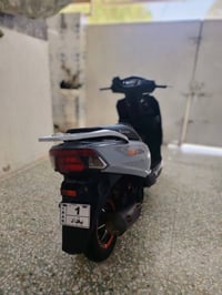 سكنس • جديد • مو صيني