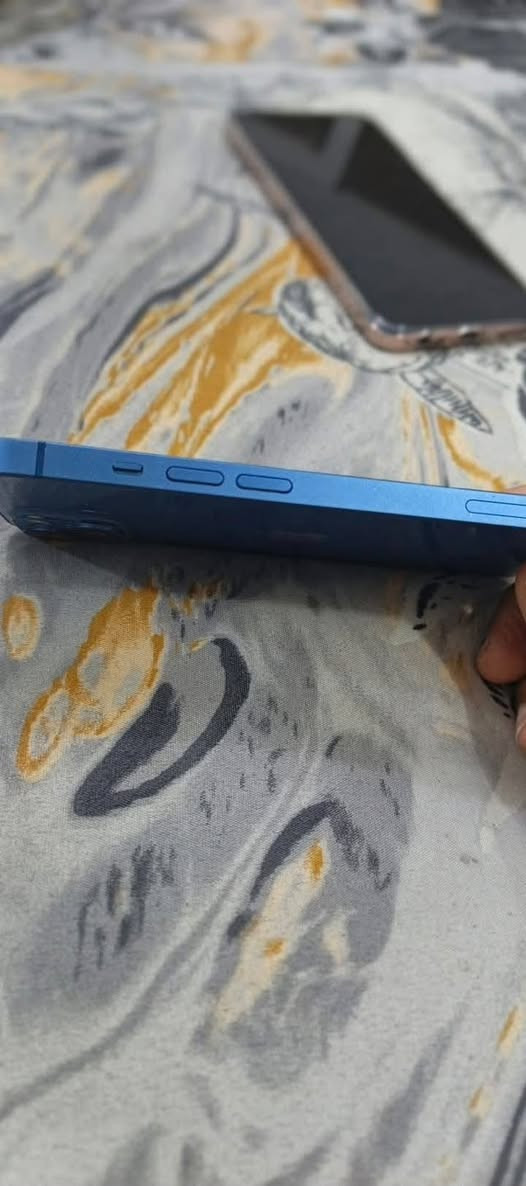 ‏سلام عليكم iPhone 13 ‏ذاكرة 256 بطارية 88 الجهاز دبل خط مكفول من كلشي شخط مابي العنوان بغداد *********** متوفر ويتساب واتصال ￼
