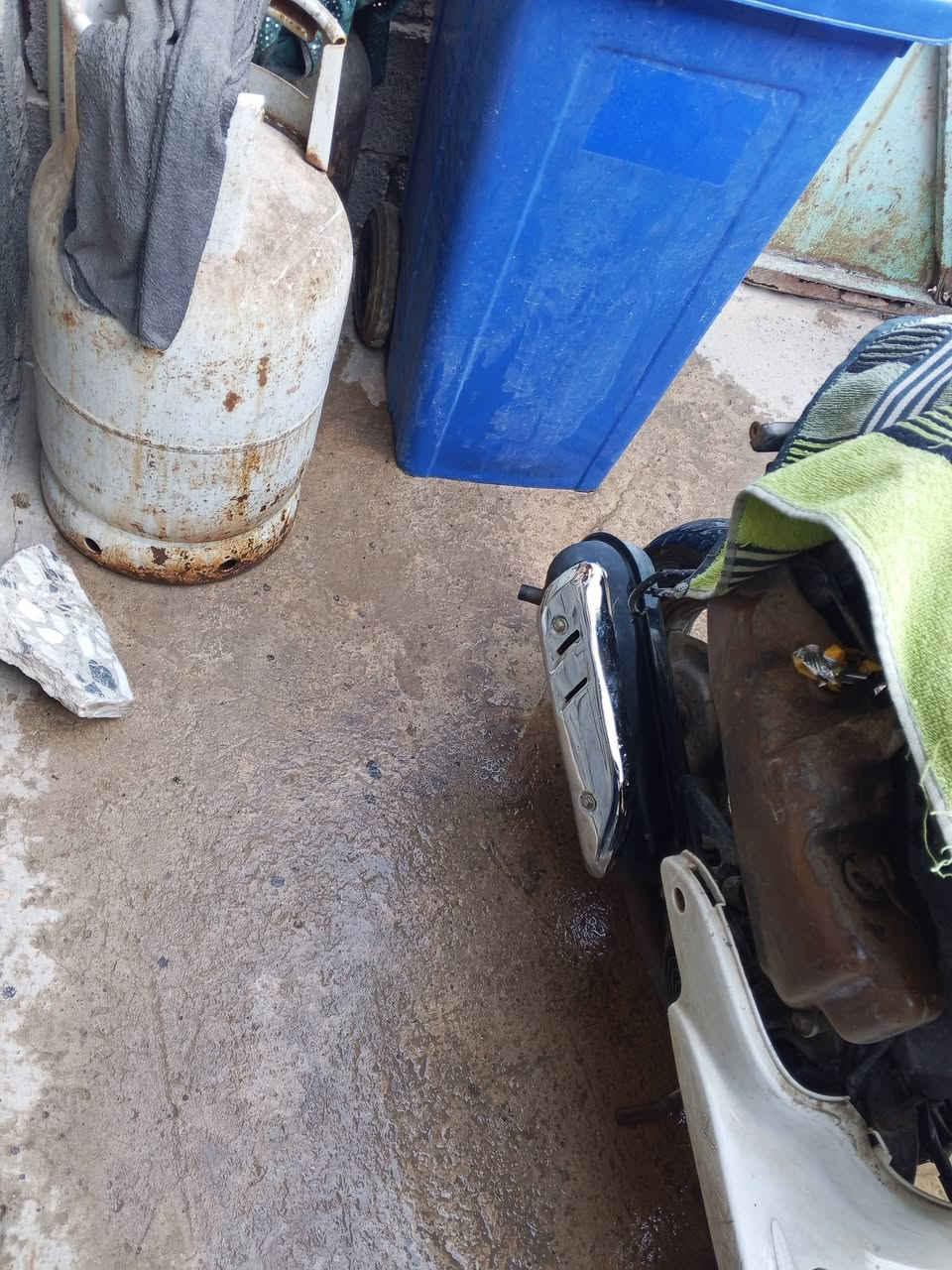 دراجه 60كلاسيكيه شغاله خير من الله المكان بغداد الحبيبيه السعر 125///***********
