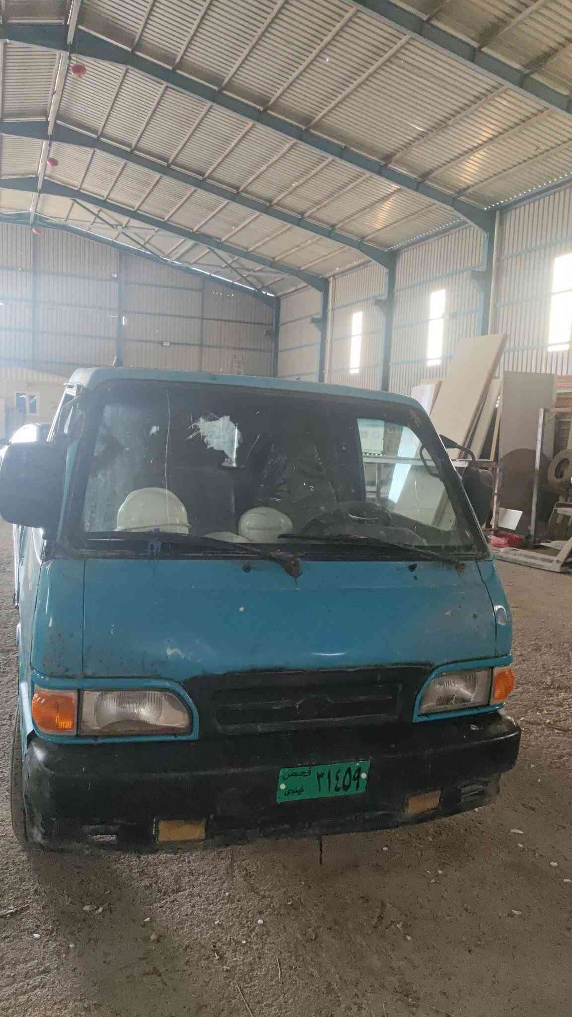 كيا موديل 95 رقم اخضر للبيع 
وايرامنية جديدة 
طخم تايرات جديد 
دوشمة جديدة 
بيها حصة كاز 
محرك شغال بس بي صوت يعني كايم 
سعرها 35$ وبيها مجال 
مكان موصل بعشيقة قرب بانزيخانة العزاوي 
رقم الهاتف: ***********
***********
