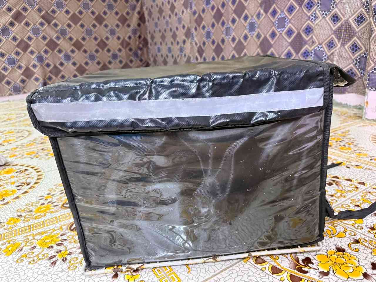 سلامً عليكم صدوق مال دلفريً  مستخدم قليل سعروً 15 ألف تواصل ***********
