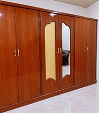 ميز تواليت • نضيف • كوفه