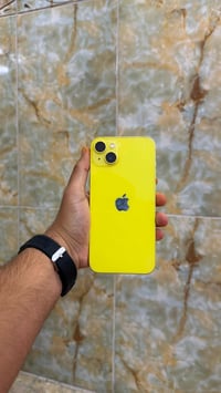 آيفون 14 بلس ١٢٨ • اصفر • مكفول