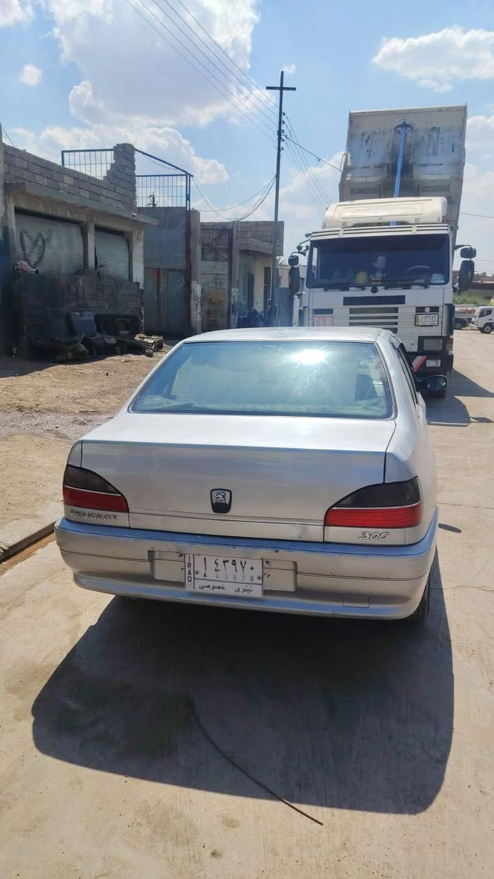 بيجو للبيع موديل 2003 رقم نينوى كابون بانزين وكالة وتحويل مكينة بداية نفخ بدون صرف كير شرط تبريد ثلج  ***********     .  ***********
