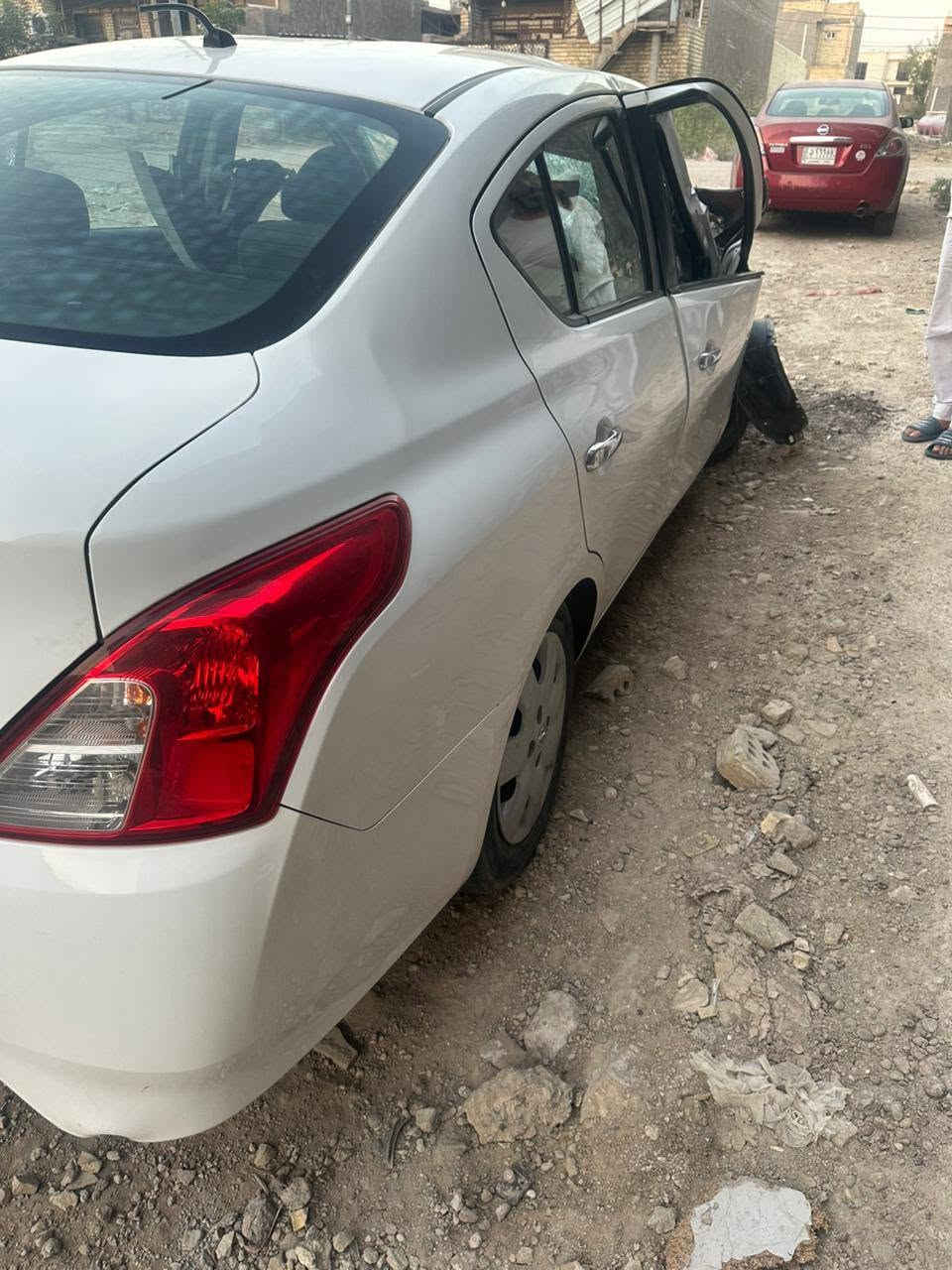 سياره سني 2023 بيها حادث امامي الشاصي والمكينة مابيها شي الشراي يتصل على الرقم 077‪31571086 بغداد, العراق
