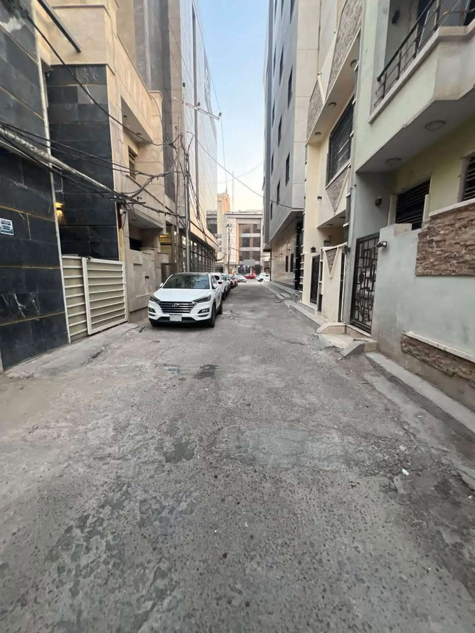 🏡 للإيجار في السيدية
دار سكني بموقع مميز قرب شارع الخيزران

📐 المساحة: ٥٠م

🔹 يحتوي على:

• غرفتين نوم

• صالة

• مطبخ

• خدمات

💰 السعر: ٧٥٠ ألف

━━━━━━━━━━━━━━

للاسـتفسـار الاتـصال علـى الارقـام التـاليه  او زيـاره مكـتب عبدالله الرفيـعي السيـديه_شارع الضـباط_ مقابل مجـمع لحـوم جويـلي 

#مكتب-عبدالله-الرفيعي

***********

***********

***********

━━━━━━━━━━━━━━━

#بيت #عقارات #منزل #بيع #وساطة_عقارية

#شركة #سيدية #بغداد #عراق

#عقارات_السيدية

#عقارات_الكرخ #ايجار_تجاري

#بنايات_سكنية

#عقارات_القادسية #عقارات_اليرموك #عقارات_المنصور

#عقارات_الحارثية #عقارات_الكاظمية #عقارات_الاعظمية

#عقارات_العطيفية #عقارات_حي_الجامعة
