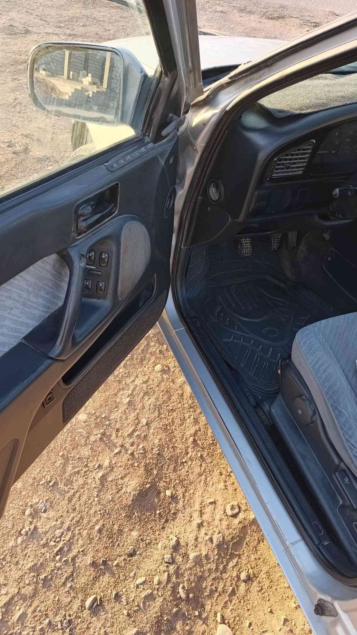 النترا موديل 93 سنويه لغايه 2031
رقم ديالى انكليزي 
محرك وكير خير من الله 
تبريد منضومه كامله نقص غاز فقط 
كهربائيات كلها شغاله اناره صندوق داخل كلها بلاديه مال شركه
فرممات بلاديه 
ويل عادي حجم 13مال الشركه 
سياره بلاديه ما مصبوغه تجي وتشوف بعينك كلها بلاديه مال جناي 
السعر 27 وبيها مجال 
المكان ديالى 
***********
***********
مكلف بالنشر
