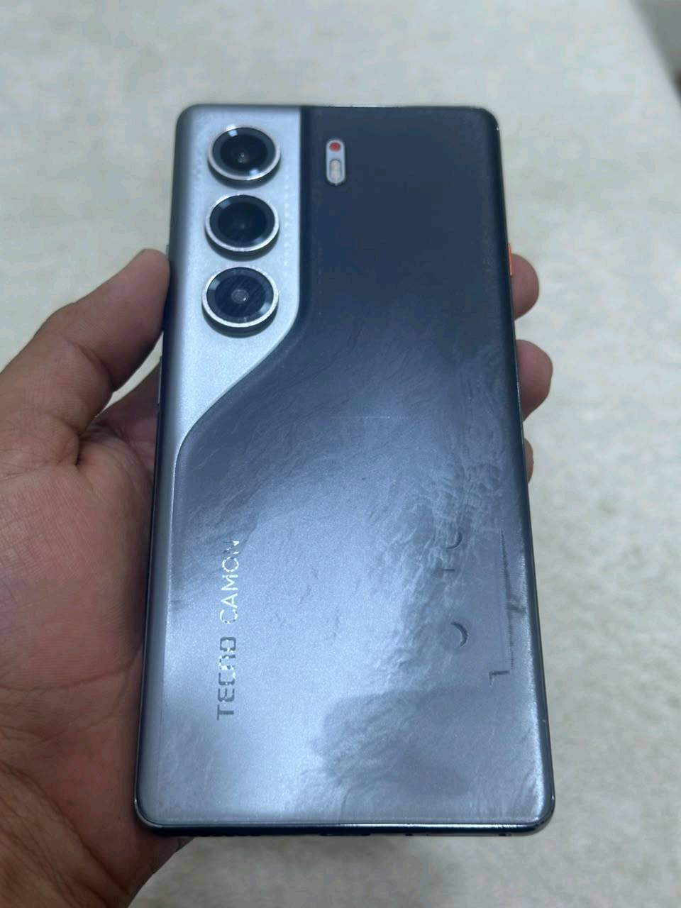 TECNO CAMON 40 PRO
256
8+8
كارتون فقط
310$