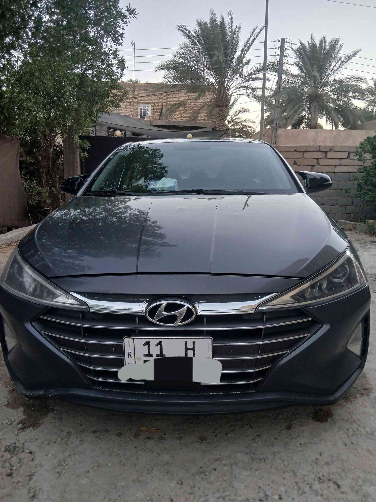 السلام عليكم
النترا ٢٠ بغداد ب اسمي 
سيارة محرك ٢٠٠٠ كير اي تي كيلو متر ماشية ١٤٠
السعر ١٢٤ او مراوس ب اقل

نص مكتوب في الصور:
- MUSAYYIB CAR المسيب كار بل - المسيب- مفرق السده - المسيب كار f ***********