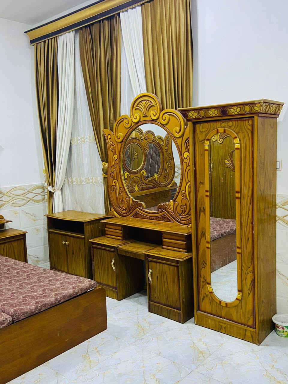 يوجد غرف نضافه 90 /100 خشب صاج  للبيع بسعر مناسب 575قفل في الرمانه الاستفسار على الرقم ***********/واتساب وماسنجر
