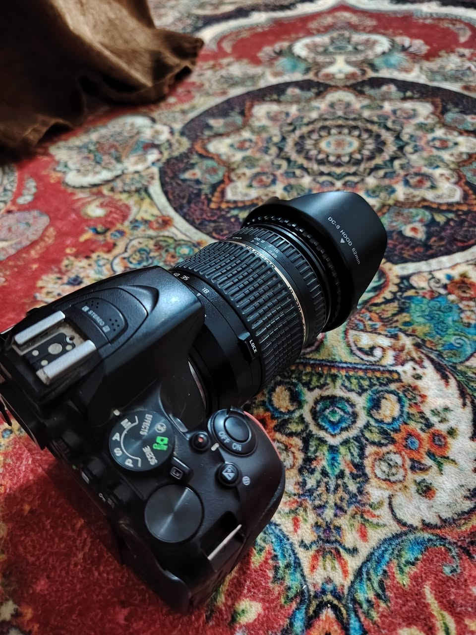 #للبيع نيكون D5500
شاشة لمس قلاب تدعم الواي فاي

كامل ملحقات

عدسه تاميرون 18_270

هود + فلتر

بطارية

شاحنه

جنطه

حزام

كاميرا نضيفه واخت الجديده

مكاني ديوانيه توصيل موجود لجميع المحافظات

السعر 425 للتواصل خاص او واتساب ***********
