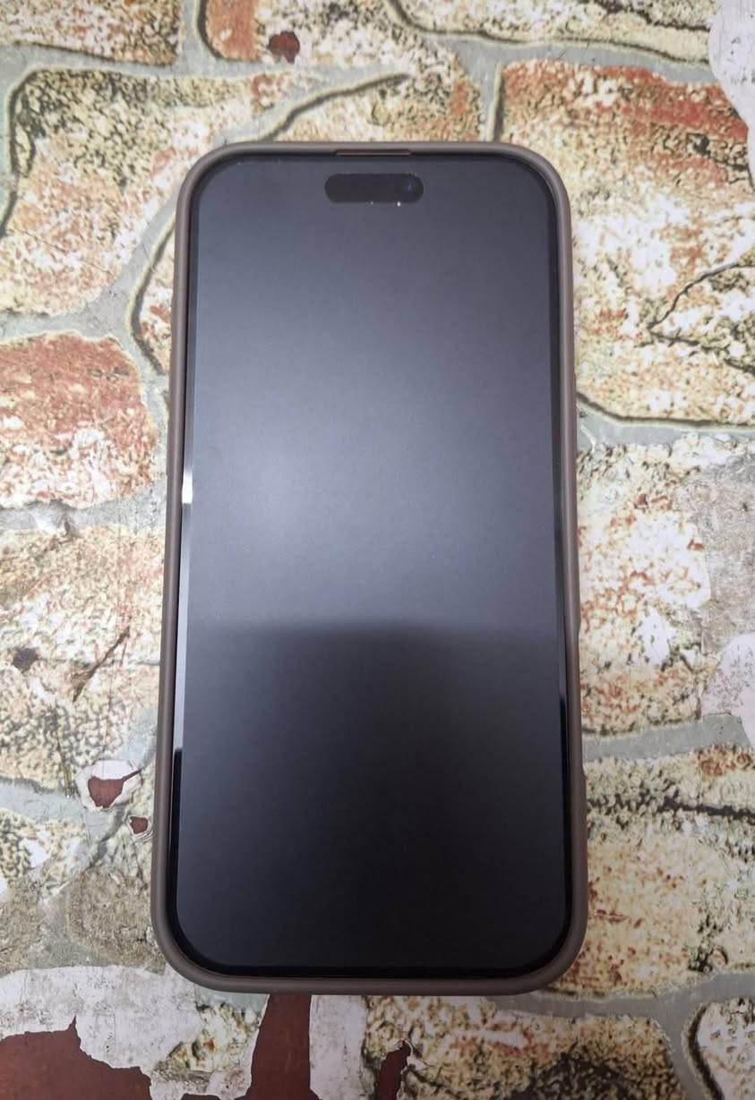 iPhone 16 Pro Max
نموذج M شرق اوسط بعده بفترة الضمان باقي 10 اشهر مع وصل الشراء..

ذاكرة 256GB
محدث آخر اصدار 26.5.2

بطارية 100%

عدد دورات الشحن 20 دورة فقط

نظيف جدًا شبه مستخدم كأنما فاتحه بيدك لانه جهاز ثانوي..

تاريخ التصنيع حزيران 2025

تاريخ اول استخدام للجهاز حزيران 2026

السعر المطلوب 1500 قفل..
