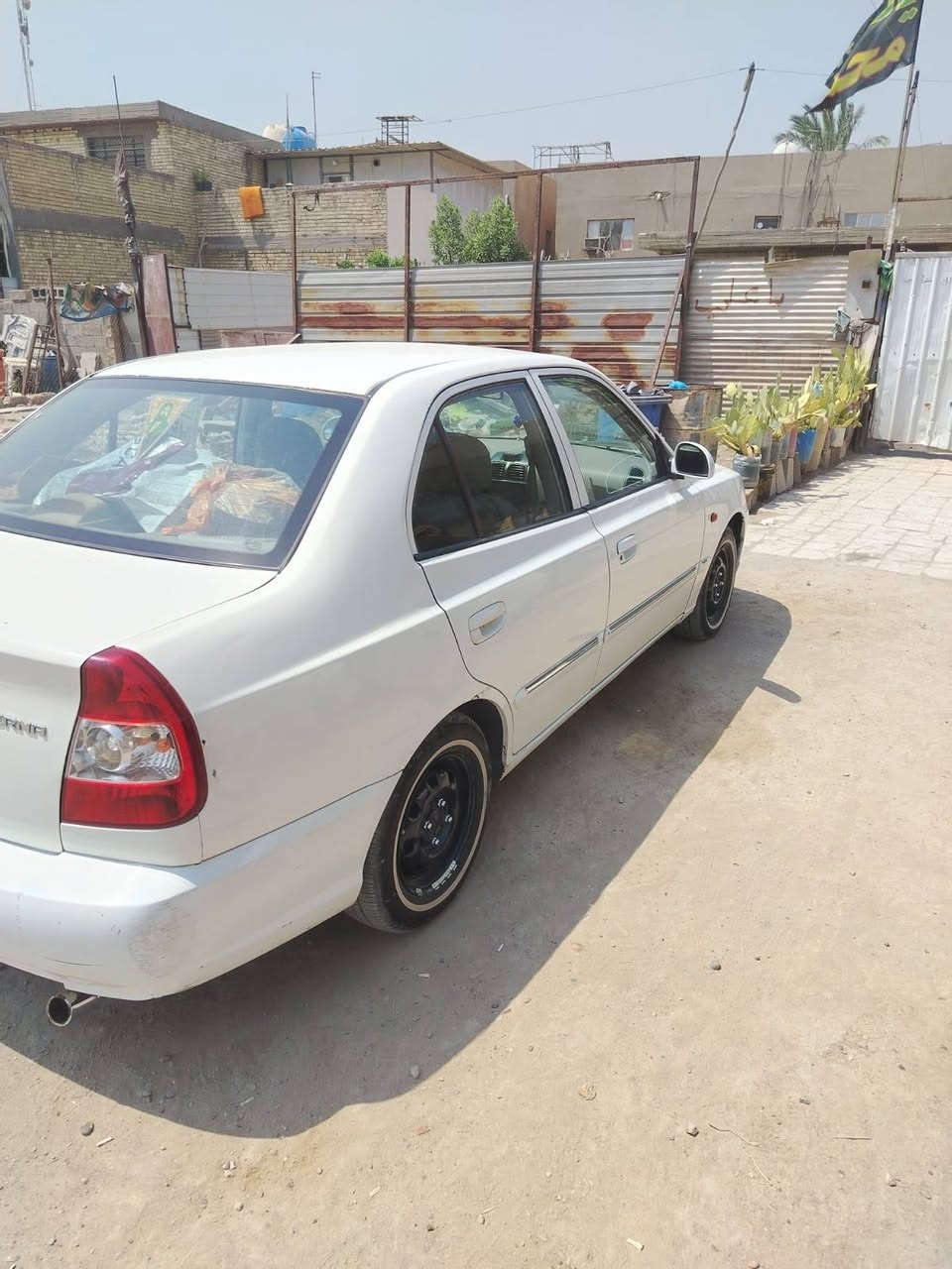 السلام وعليكم سياره فيرنا مديل 14 سياره جاهزه عل اخر حبايه منضومه غاز محرك كير صدر تخم تاير دوشه جاهزه الخير ربع ماذب عليهه مكان بغداد الجديدة الأمين الثانيه *********** السعر 68 و بيهه مجال

