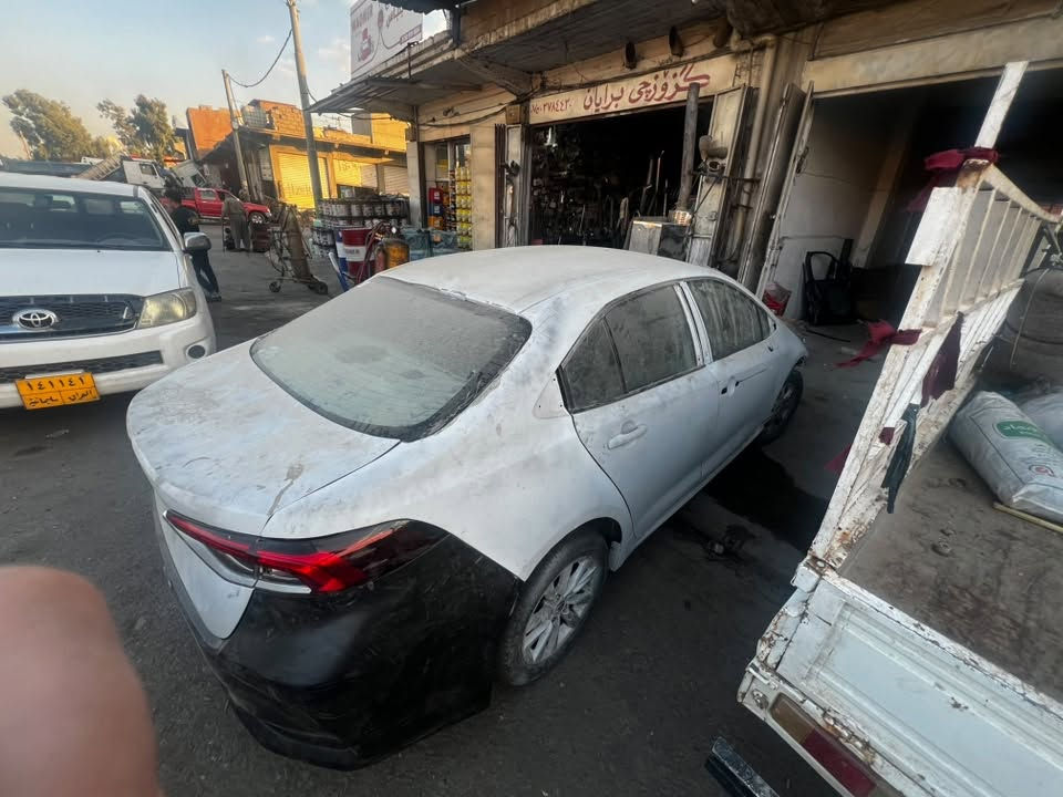 كورلا 2023 شركة ساز رقم اربيل دولي سيارة جاهزة سمكري مالته كير ومكينة جديد شغال سيارة سيارة يرادله بس صبغ ***********
