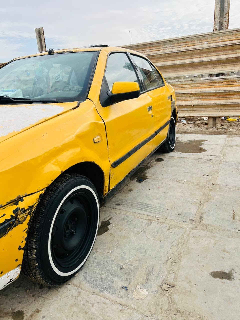 السلام عليكم سياره سمند للبيع موديل 11كير ومحرك بيه خيط بخار بدايه تخم تاير باتري جديد حداديه جديده سنويه منتهيه بل 21راعيه ما واصله السعر 14وبيه مجال وترهم مراوس المكان السماوه قضاء السوير رقم الهاتف ***********
