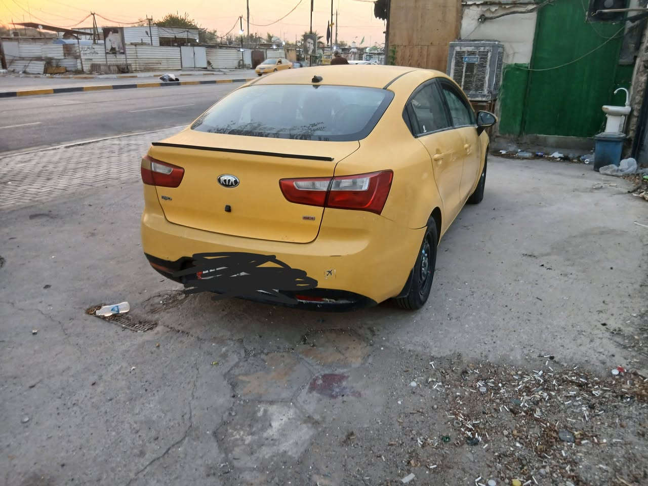 للبيع ٢٠١٣ مكينة ١٦٠٠ بغداد الدولي الجديد مكاني بغداد ب٦٠ وبيهة مجال ***********
