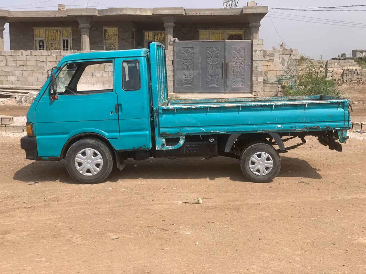 كية بنگو للبيع موديل 93 ستة چنگال سنوية 2031 رقم بغداد تحويل ثاني يوم كير واكسن مكفولات المحرك 
بي كص كلش قليل للاستفسار ‭***********‬ غير متواجد ع الفيس.
