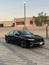للبيع  او مراوس هوندا اكورد   2023 تورنك هايبرد اعلى فئة لارج  وارد ام...