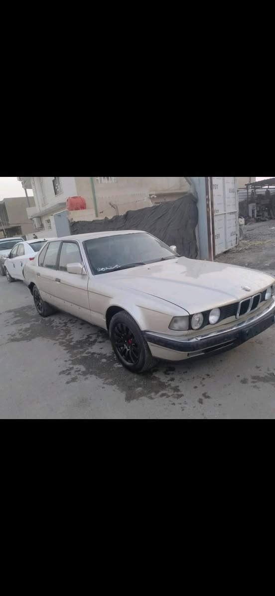 بي ام 730 • ٩١ • الحسينية