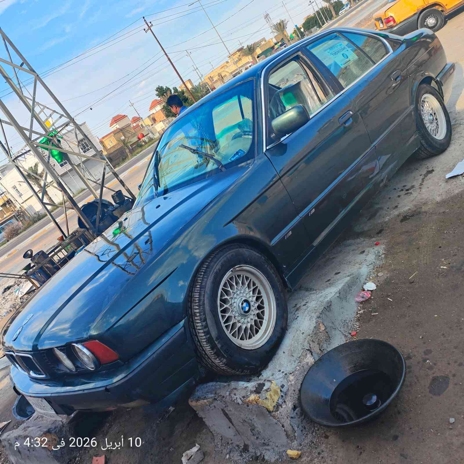 السلام عليكم
بيع او مراوس
Bmw 1995
525i
محرك 25 مسكر تك فانوس
كير اوتو ZF
كير مكينه تمام التمام
اكسل 3.23
فول مواصفات
داخل صاج مع كارتير كريميه 
كشنات جلد كهرباء
مرايات كهرباء كلشي شغال
سلايد روف 3 طكات
حداديه 90%
تبريد تدفأه شغالات
السياره بيها منظومة غاز 60 لتر شغاله
رقم بغداد راعيها ببغداد واكو وكاله 
السياره مكانها ميسان العماره
55 وبيها مجال
رقم راعيها 
***********

نص مكتوب في الصور:
- 10 أبريل 2026 في 4:32 م
- 19 سبتمبر 2026 في 5:02 ص
- 10 أبريل 2026 في 4:33 م
- 10 أبريل 2026 في 4:21 م
- 10 أبريل 2026 في 4:20 م
- 22 مارس 2026 في 12:54 ص