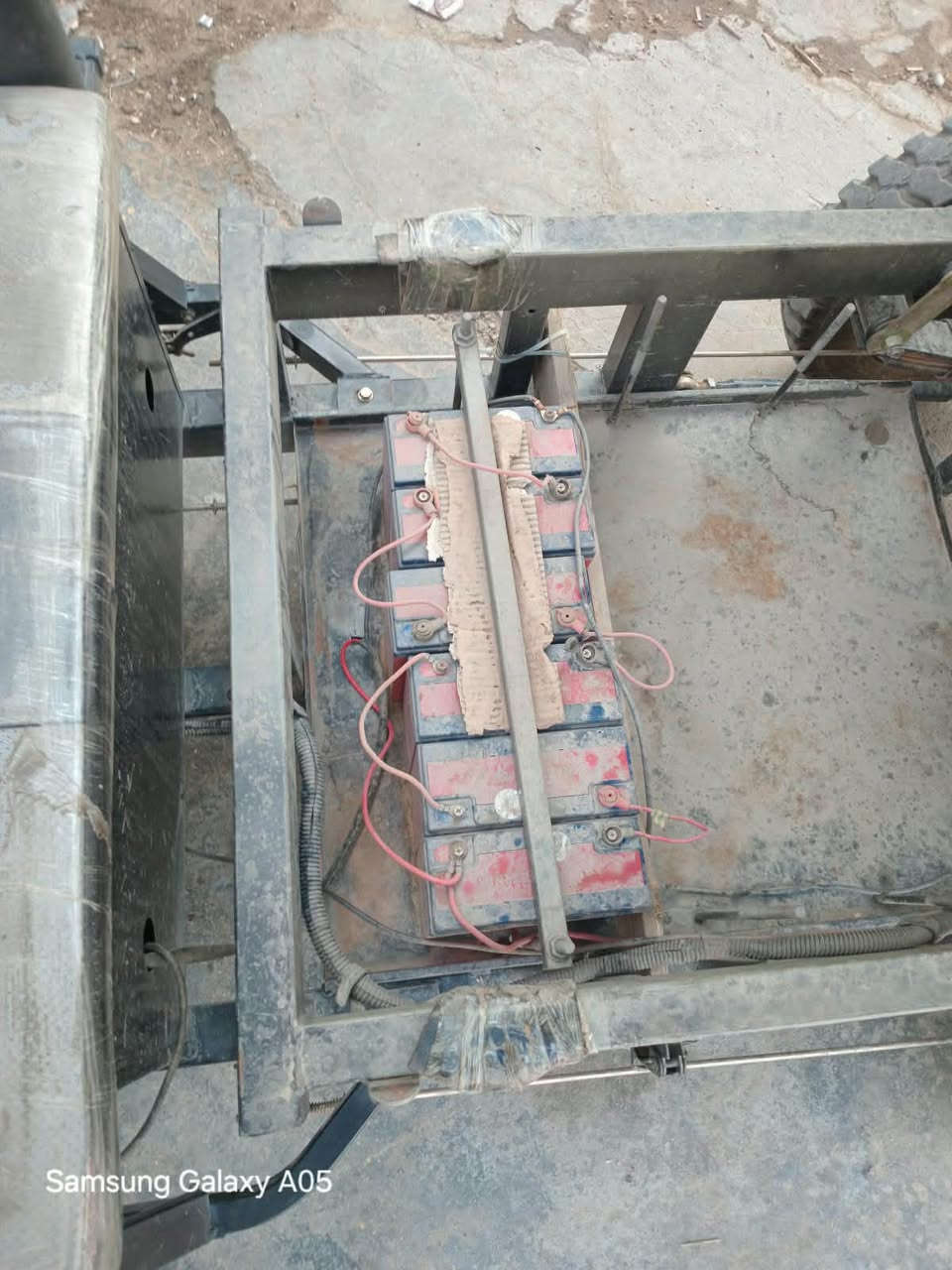السلام عليكم ستوته ٢٠٢٦ جديده بصمه  بطاريات شاحنه كله جديد حجم الجبير مو الصغيره رايده بمليون وميتين وبيه مجال مكاني الشعب للعلم ممشتغلين بيه ***********

نص مكتوب في الصور:
- Samsung Galaxy A05