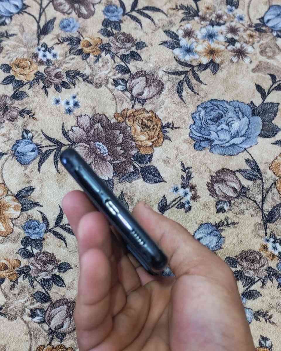 S21 ألترا للبيع مبدل شاشه فقط
الاستفسار 
***********
