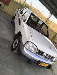 نيسان • 2006 • مكينة قوية