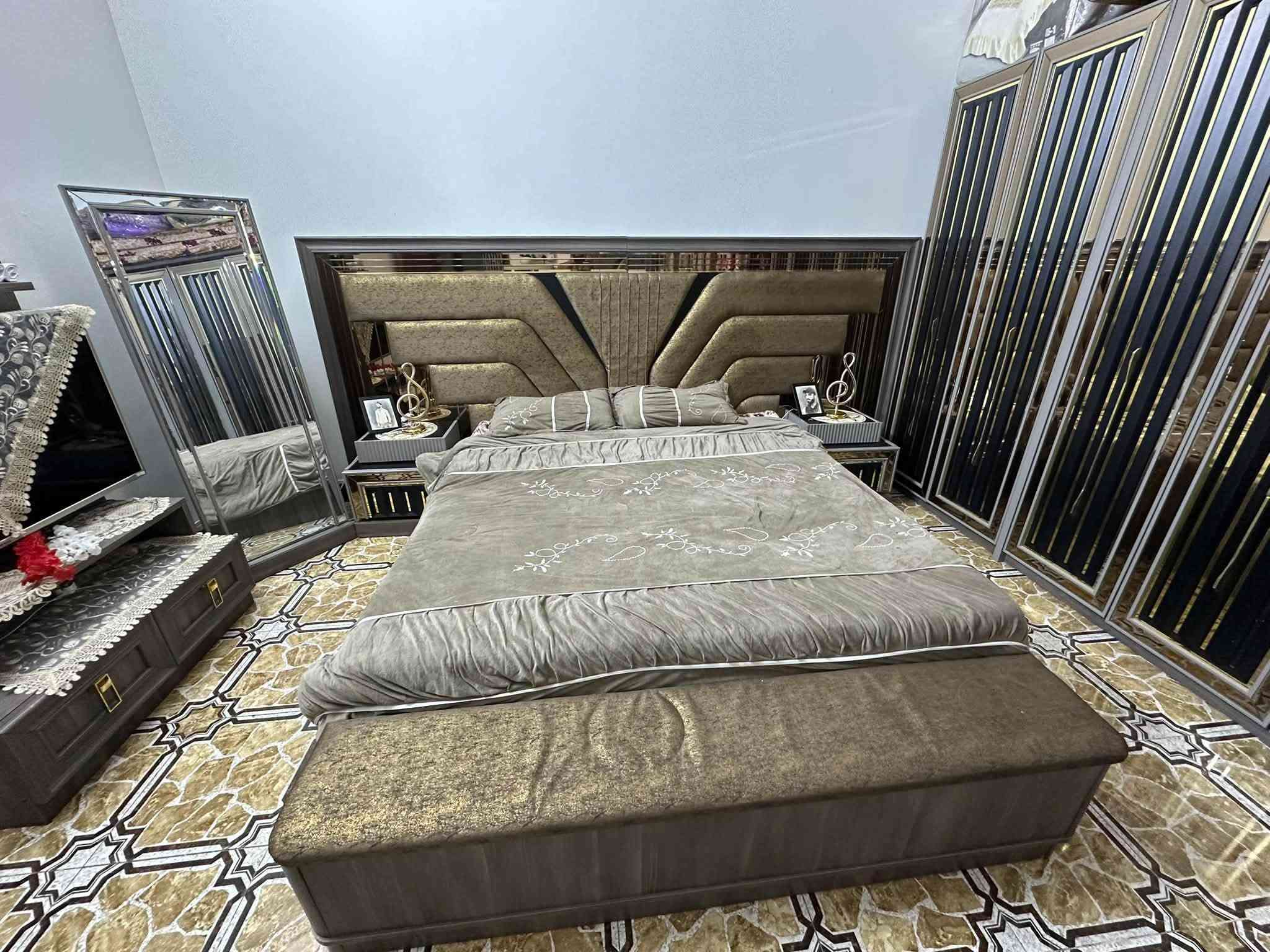 سلام عليكم غرفه لبيع ١٢ قطعه ‪+964 788 520 6585‬

