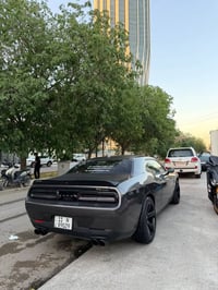 للبيع جالنجر موديل ٢٠١٩سياره جاهزه على اخر حبايه حداديه مكينه كير كفال...