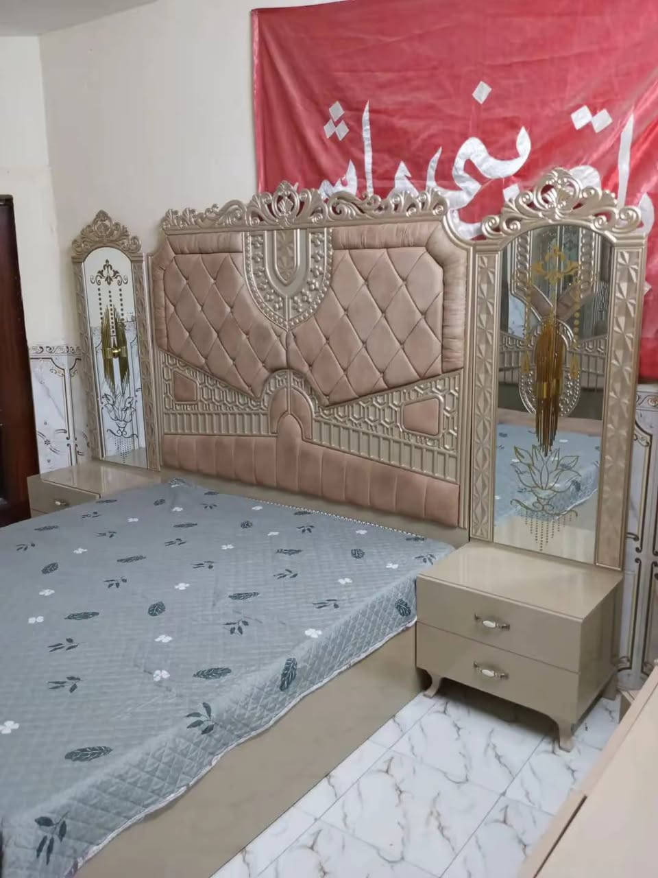 آلُـۜسـۨۚ(✋)ــِۖلُأمٌ ؏ـليۜـ(💜)ـكـۜم غرفة تركي متكونة من 9نضافه ميه بل ميه اي استفسار خاص او انتصال عل رقم 😍***********😍بي وتساب
