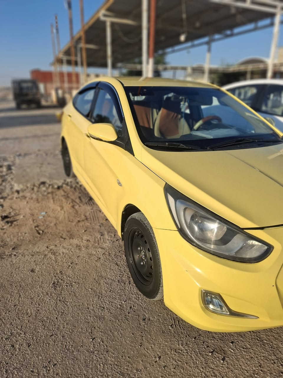 سلام وعليكم هونداي اكسنت للبيع موديل 13 مكينا 1600 تبريد شغال مكفولة من الضربه معروضه ب ٧٤ قابل للتفاوض مكان السيارة بنجف هذا رقمي اتصل للستفسار ***********
