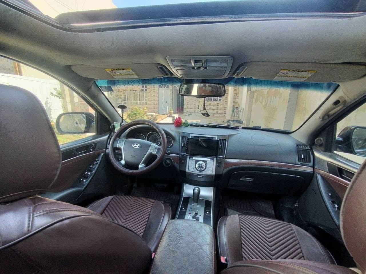 للبيع: هيونداي فيراكروز (Hyundai Veracruz) موديل 2008 - فل مواصفات
🔹 المواصفات:
​المحرك: 6 سلندر سعة 3.8L.
​السعة: 7 راكب عائلية.
​المقاعد: كشنات جلد كهربائي + تدفئة + ذاكرة تخزين (رام).
​التبريد: 3 قطع ثلج.
​الرفاهية والأمان: فتحة سقف بانوراما، شاشة خلفية، حساسات خلفية.
​الرقم والسنوية: رقم نينوى ألماني، السنوية مجددة وجاهزة للتحويل مباشرة.
​
​⚠️ ملاحظة للسيارة: جك الصندوق الخلفي عاطل والبصمة فقط
​💰 السعر المطلوب: 70 ورقة (وبيه مجال للشراي الجاد).
📍 الموقع: موصل جانب الايسر 
📞 للتواصل: ***********
***********
