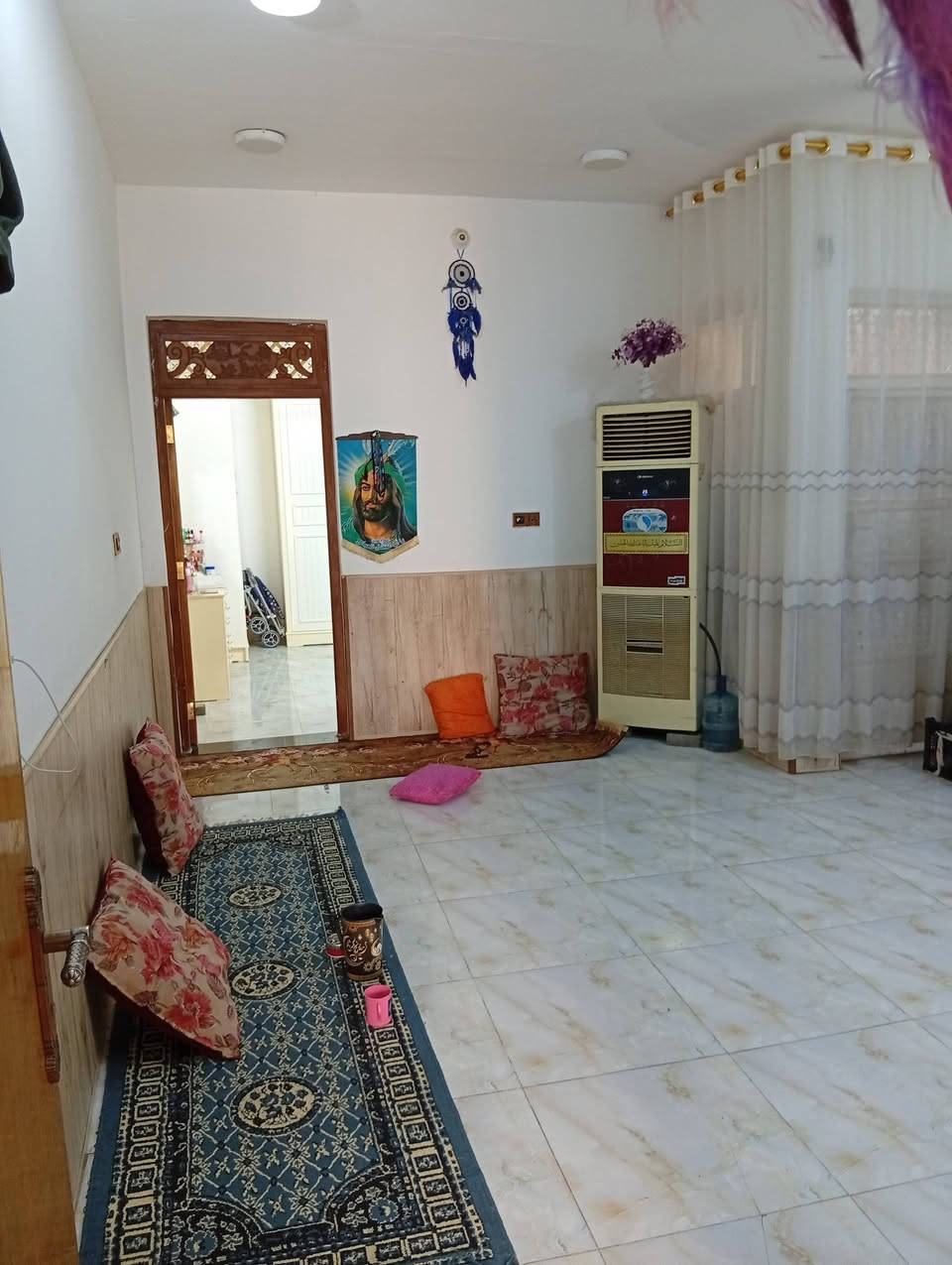 بيت للبيع طابو صرف شرك خلف الاكاديمه حي الشرطه مساحه 100متر سعر ب 70 وبي مجال  
***********
