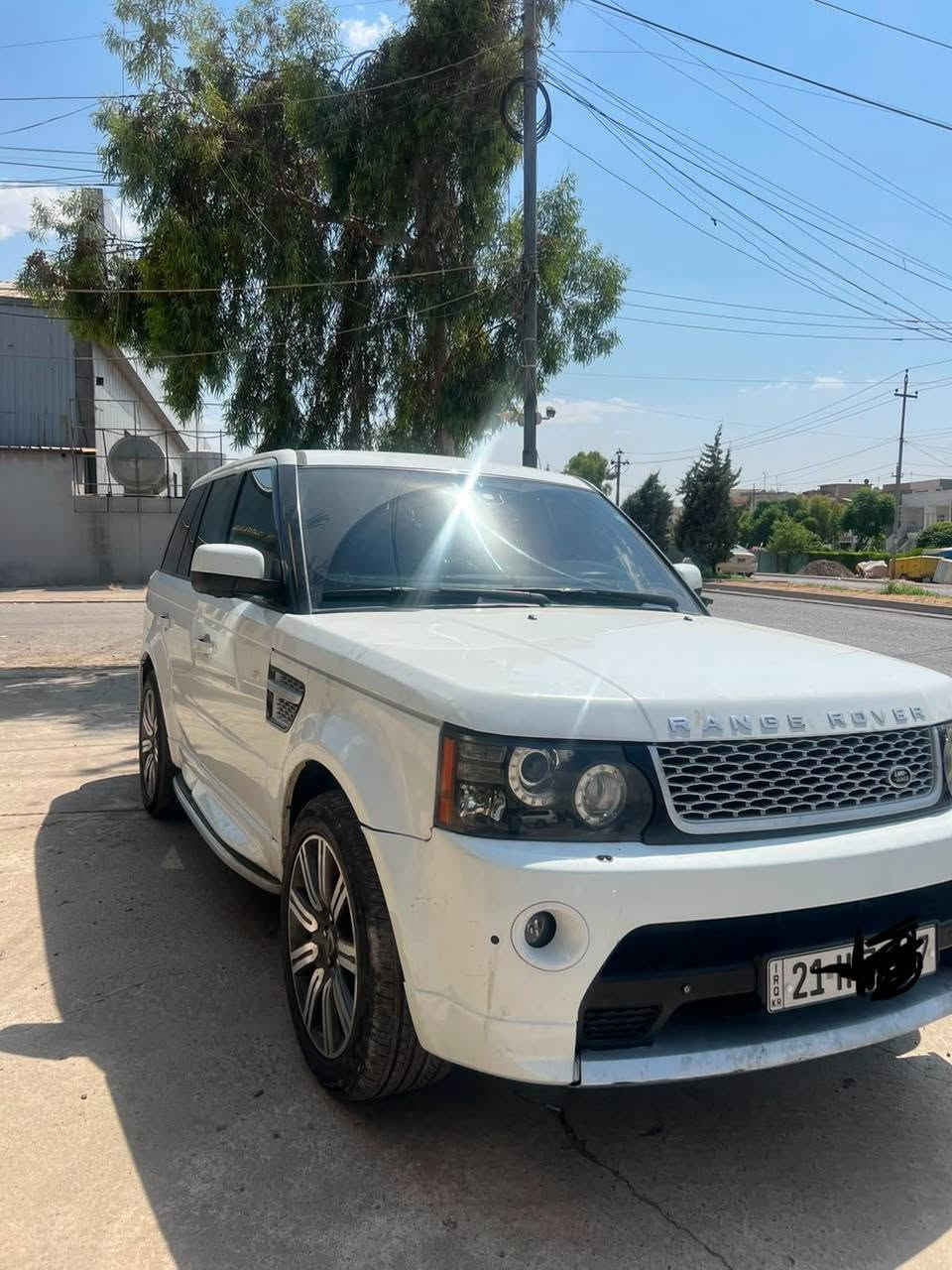 *********** كركوك حرية 140$
رانج روڤر موديل 2013 اوتوبايكراف 
خليجي فول فول 1/1 
شركة سردار محرك سوبر 
ماشي 191 km 
 كلين تايتل بدون صبغ 
حداديه كلها بشرط
 سعر 140 $ بيها مجال قليل
سنوية و رقم جديد 
كركوك / حرية 
***********
شراي اتصل بالرقم ما اجاوب تعليقات والرسايل مكلف بالنشر اتصل بالرقم
