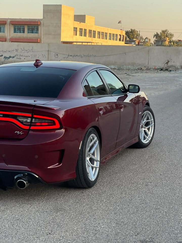 سعر مناسب 🚀✅

دوج جارجر RT ☑️2018

رقم بغداد هزه جديده تحويل ثاني يوم

سياره كلين بدون صبغ ولا ضربه مكفوله من صبغ والحادث سياره بلكارتون داخلة نضيف جدا مامتعوبة

فول مواصفات عده الفتحة 
داخل جلد 
ويل جديد قبل فتره شديته
كاردن srt بيه شلعه تشك الكاع 

لسعر 200 
رقم  ***********
