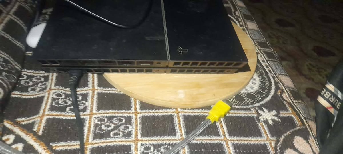 T
سلاك عليكم بلي فور فات نص تيرة جهاز بس دكمت تشغيل عاطلة يشتغل من خلال اليدة فقط غير مشكلة مابي جهاز بي حساب بي تقريب ٦ العاب ١٥٠ رايدة مكاني بغداد شرطة رابعة ***********
