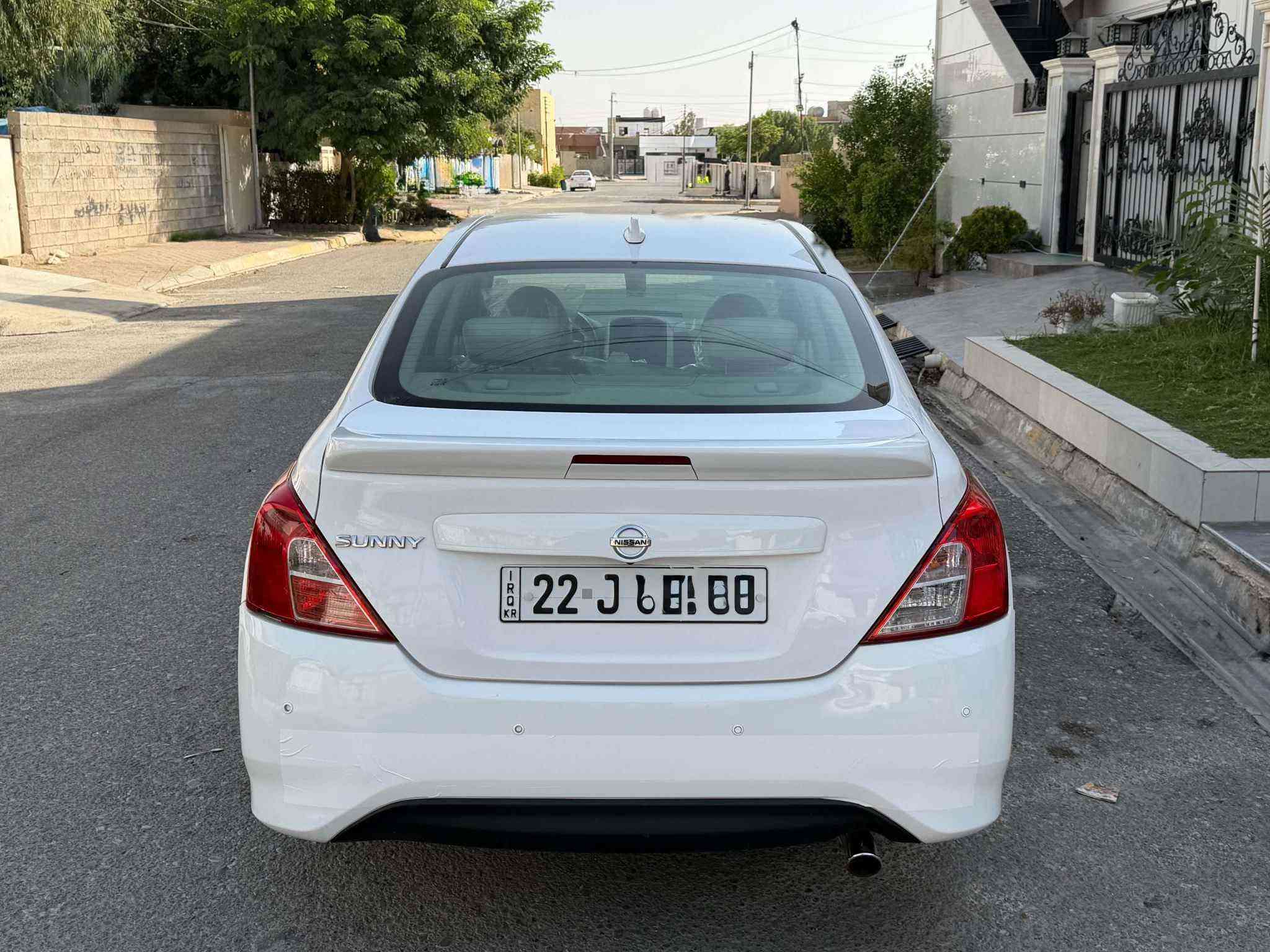 للبيع سيارة نيسان سني موديل ٢٠٢٤ خليجي (هندي) المرغوب لون ابيض سيارة بيها بونيت صبغ بدون دواخل و بدون ايرباك كير و محرك مكفول و ما مفتوح سيارة ماشية ٨٦ الف سنوية و رقم جديد شرط التحويل سيارة جديدة ربع دينار مصرف مابي 
مواصفات 
يدة نيكل + عتر نيكل 
ويل ١٥ 
بلاجكتور 
حساس 
شاشة + كامرة 
داخل اصفر 
جناح (سبايدر) بلادي 
٥ مخدات + تجوة خلفية 
تحكم ستيرن + تحديد سرعة 
٢ جام كهرباء + مراية كهرباء 
مانع تزحلق 
محرك ١.٥ + كير اتوماتيك 
و بعد مواصفات هواية مكان سيارة كركوك سعر ١١٠ و بي مجال بسيط رقم موبايل *********** كركوك, العراق
