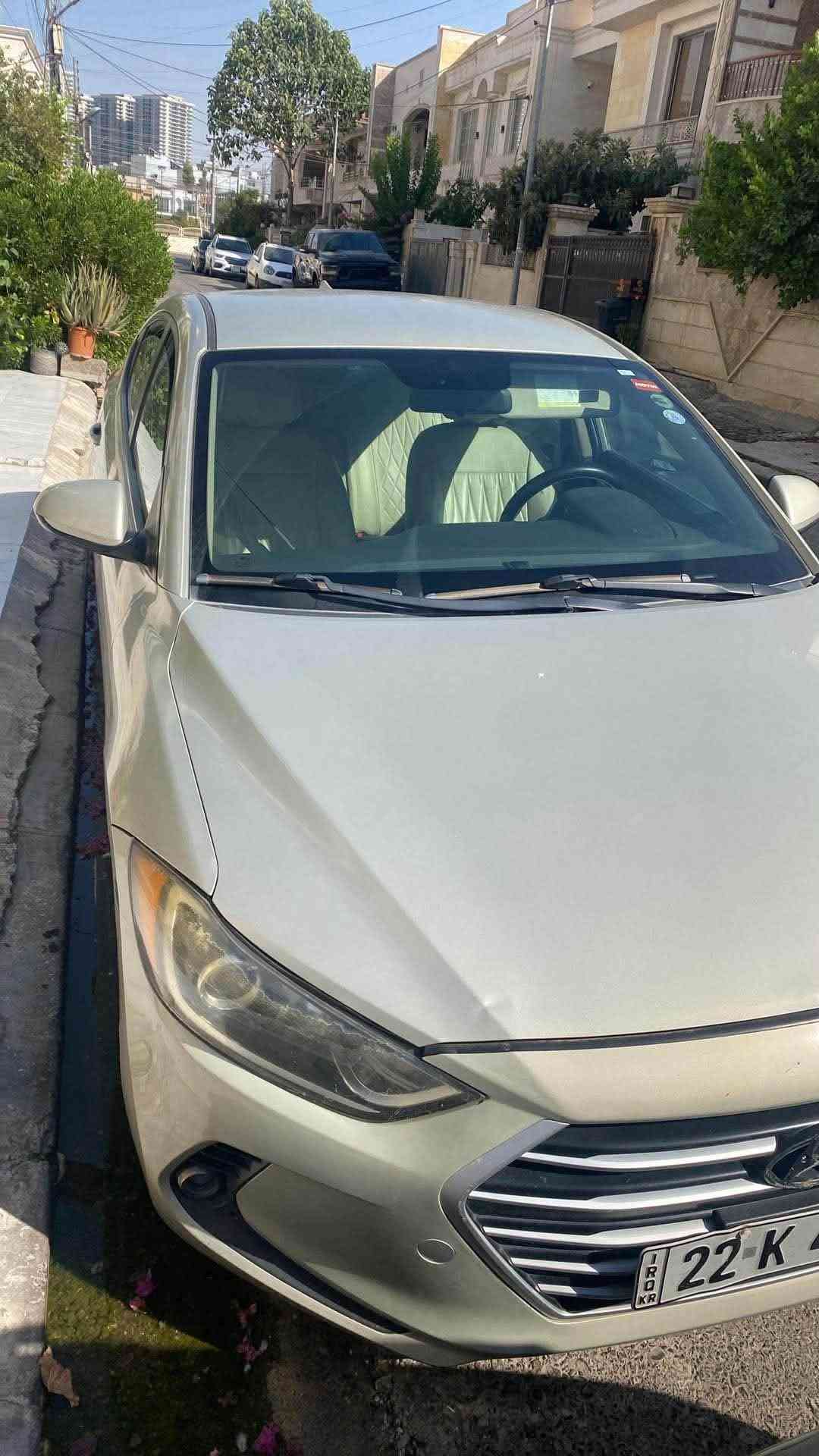 النترا ٢٠١٧ • ذهبي • ٨٢ الف ميل