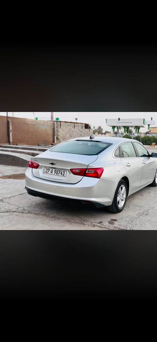 ماليبو 21 حره ماشيه 49 ml
مواصفات ls  بجسم كبس حادثه صفحه  بدون دواخل 
 تخم تاير جديد مكينه كير بشرط حماوه مستقره مكان سياره ذي قار الحبوبي ***********
90 وبيه مجال قليل كلش

