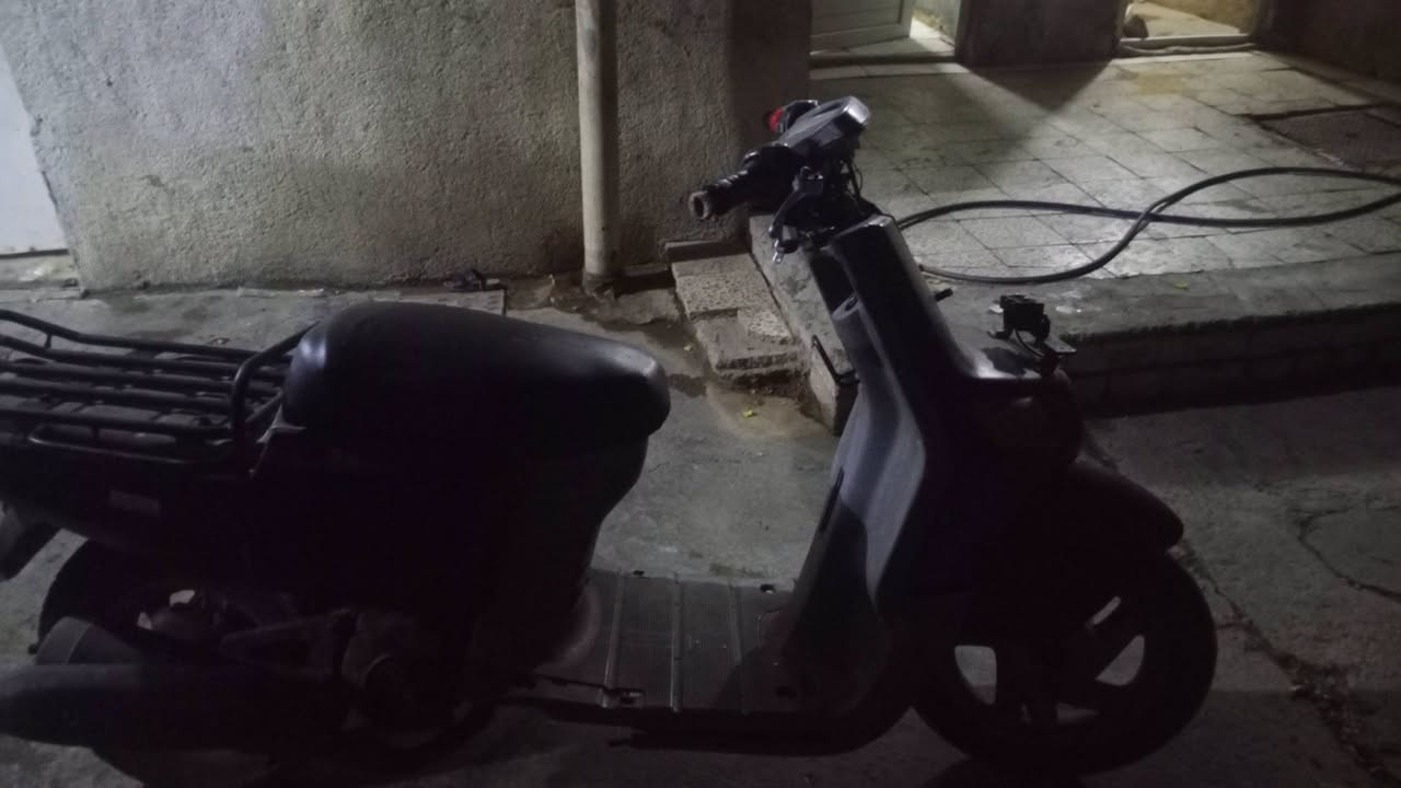 سلام عليكم دراجه بيكم للبيع سرعه 60 جاهزه بس عوزه كابريتر نكره بي وقت عارضه ب250 وبيها مجال مكان بغداد مدينة الصدر 
رقمي ‏‪***********‬‏
