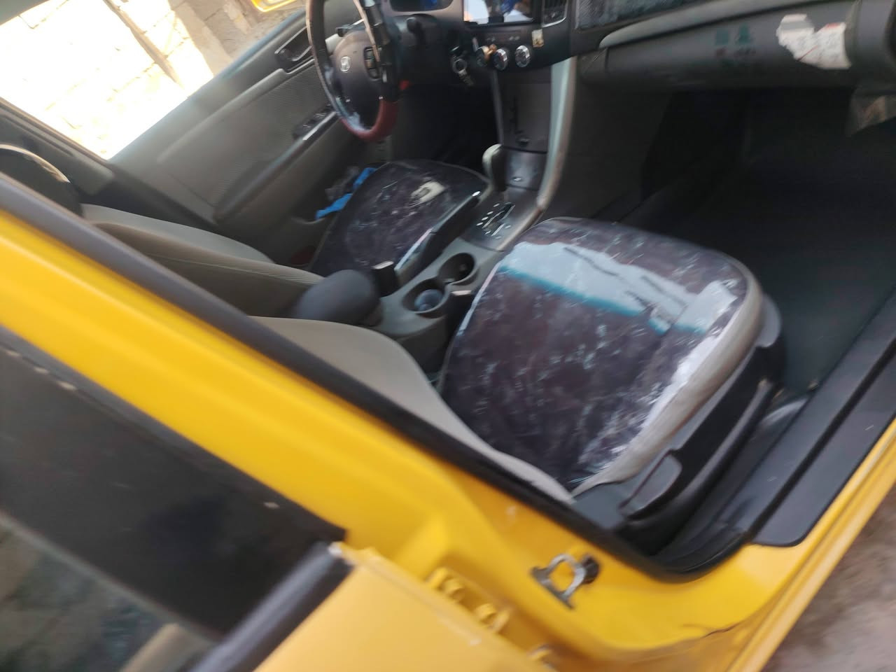 سلام عليكم سونات موديل10 للبيع سياره جاهزه مكينه كيرجديدحداديه توني شادهه تايرات جدد تبريدثلج ضربه بل جاملي الخلفي سياره جاهزه رقم بغداد مكاني ذي قار قضاء النصر شراي ابخدمته***********السعر73وبيهه مجال
