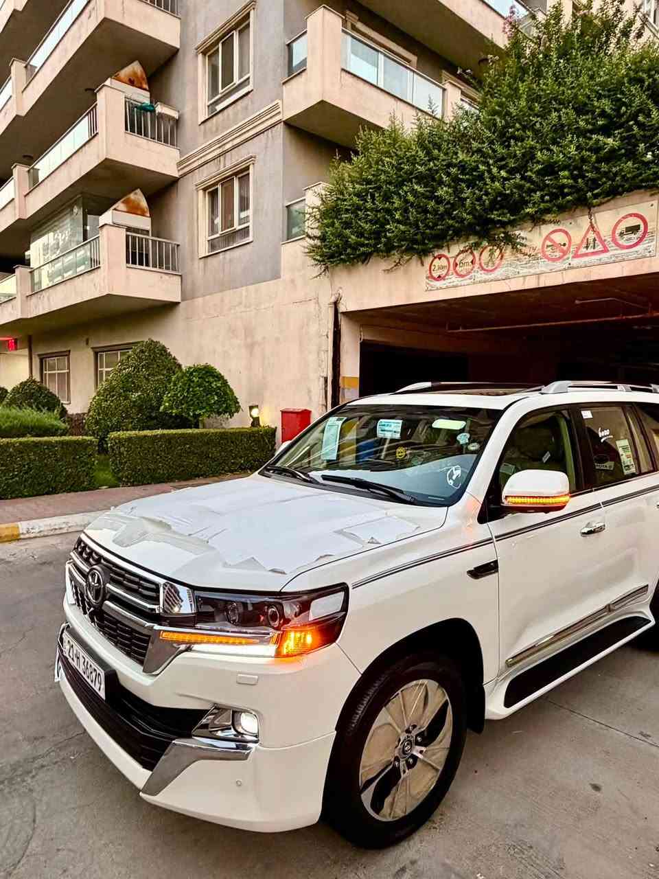 ‎تويتا لاند كروز GXR_ موديل _2021 _  . موصفات.فوول
شركةت ساس اصلي 47,000 km ماشيه📦
‎محرك.(V6) 
‎بسم الله الرحمان الرحيم

‎ملاحظه رجائن سياره (بدون مراوس)🖐🏼

🔶 ***********.        528$

‎تويتا لاند كروز موديل (2021)  
‎🔶سياره مواصفات GXR.
‎🔶سياره (V6) سلندر
‎🔶سياره كفاله عامه دعاميه لي دعاميه 
‎بدون صبغ +بدون شخت + بدون حالوب 
‎بدون رمل  _ بدون حصوه+حتا دعاميات 
 
‎🔶سياره ماشيه (47) الف كيلو فقط حقيقي
‎🔶٤ اطارات و ويل جديد حلو بدوناي نقص 
‎🔶سياره مواصفات (GXR ) ماشاالله حالو 

‎🔶محرك + گير كل بشرت مامفتوح 
‎بدون صوت + بدون دخان 
كل خراز بلادى موجود
‎🔶( . مواصفات) 

‎( صلايت + سلاجه  
‎كوشنات كهرباي ٣ دگم _ حاساس خلفي و امامي_ بصمه + كاميرا بلايت + ٨ ارباگ +  كيج لكزز+ لايتات زينون+ +داغل بيجى+دابل اكسل + سندوق شفط بلادى+ ٣ شاشات بلادى+ شحن موبايل)

‎🔶تحويل بشرت مباشر حول كل جديد

‎🔶مكان سياره سليمانيه 
🔶 ***********
