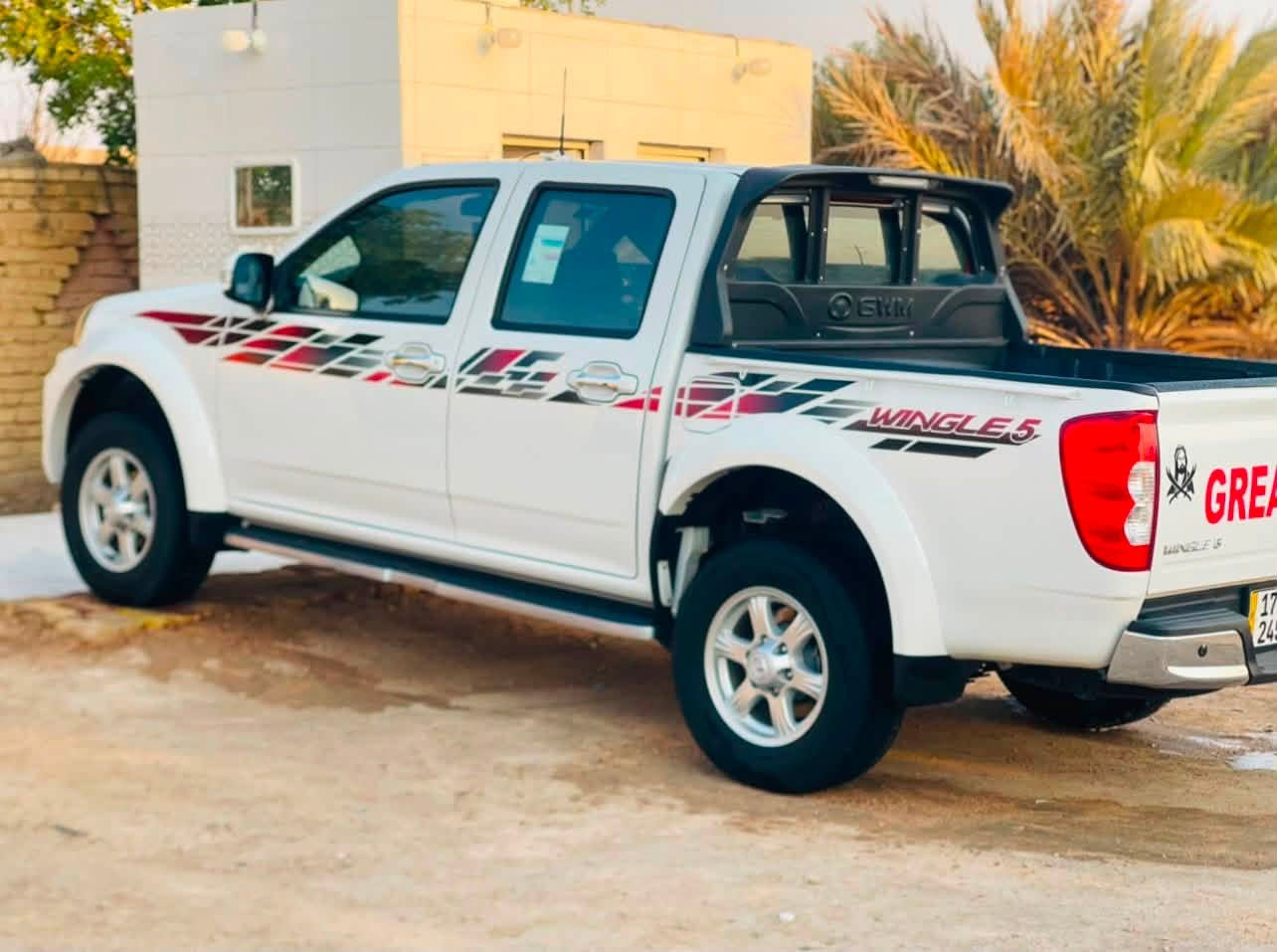 سلام عليكم كريت ويل للبيع موديل ٢٤ السياره بحاله الزيرو كفاله عامه ماشيه ٤٠ الف سبير مانازل سنويه  جديده رقم مثنى دولي بسمي شخصيا مكاني السماوه الرميثه للستفسار ***********
