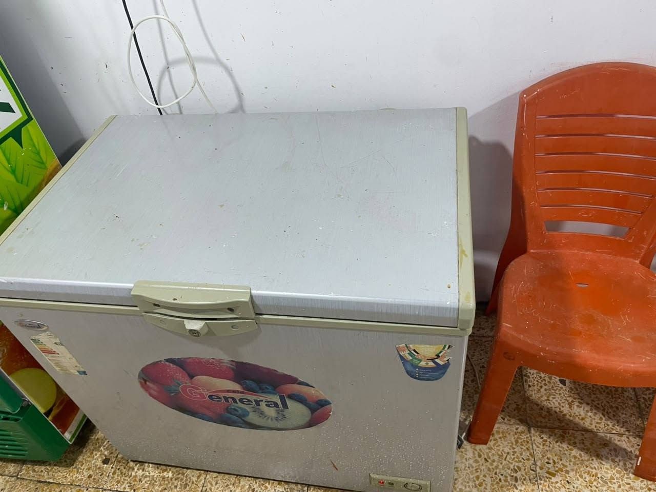 مطعم للبيع • حي الشرطه • اغراض جديدة