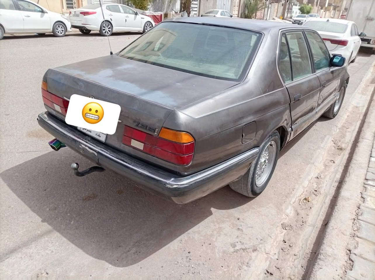 بي ام موديل 91
سنويه جديده تسقط 29 
كير تبريد مكينه 
كهربائيات شغاله 
سعر مناسب 
28ورقه  
رقم بغداد 
مكان السيارة نجف 
الشراي يتصل
***********
