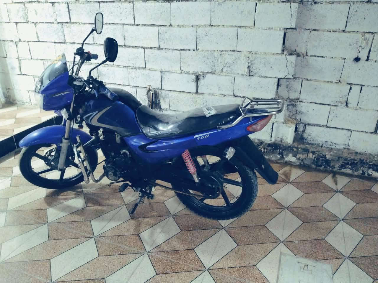 دراجه للبيع سعرها 550 وبيها مجال
اتصال ع رقم ‏‪***********‬‏
